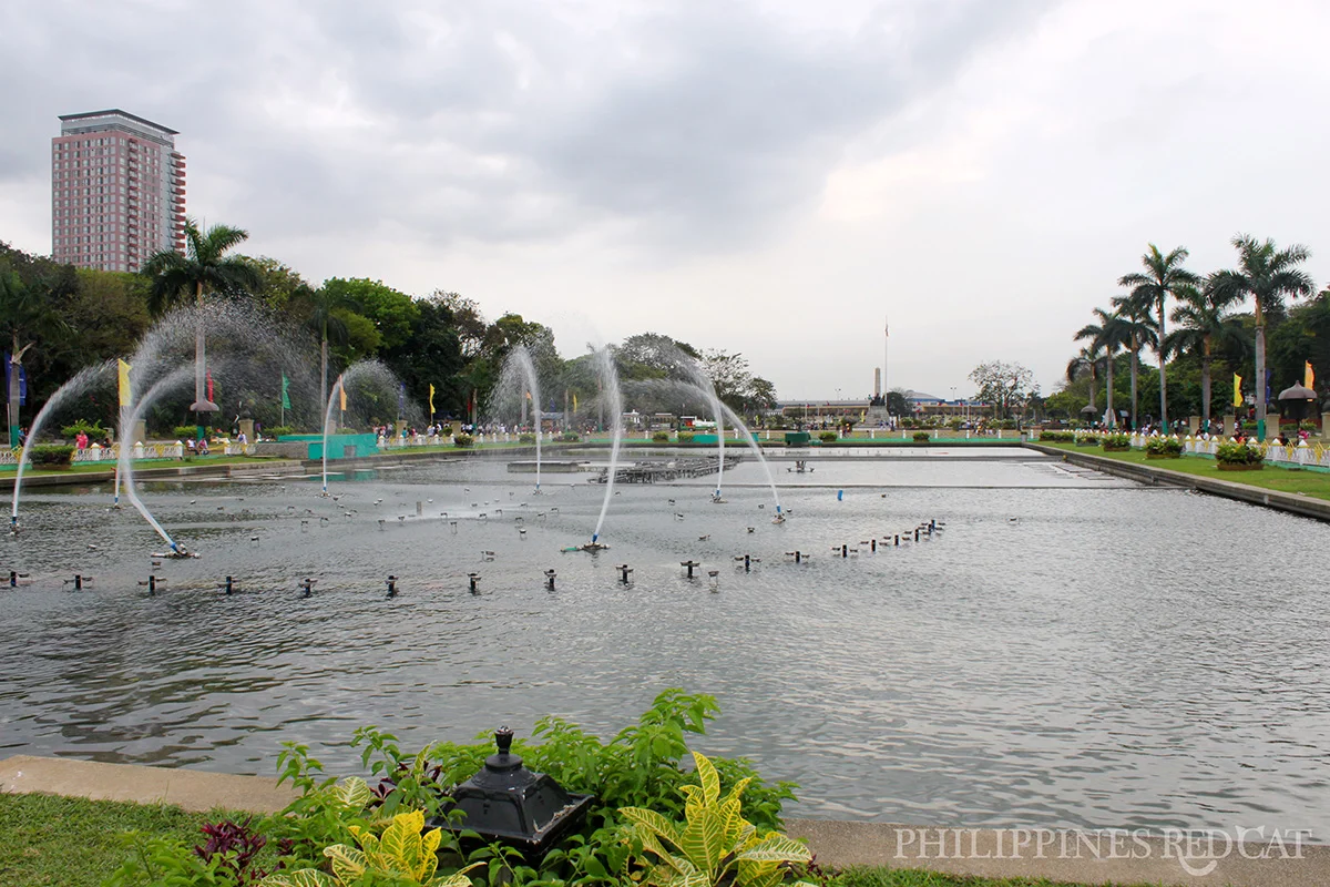 Manila-Rizal-Park-2-1200.jpg.jpg